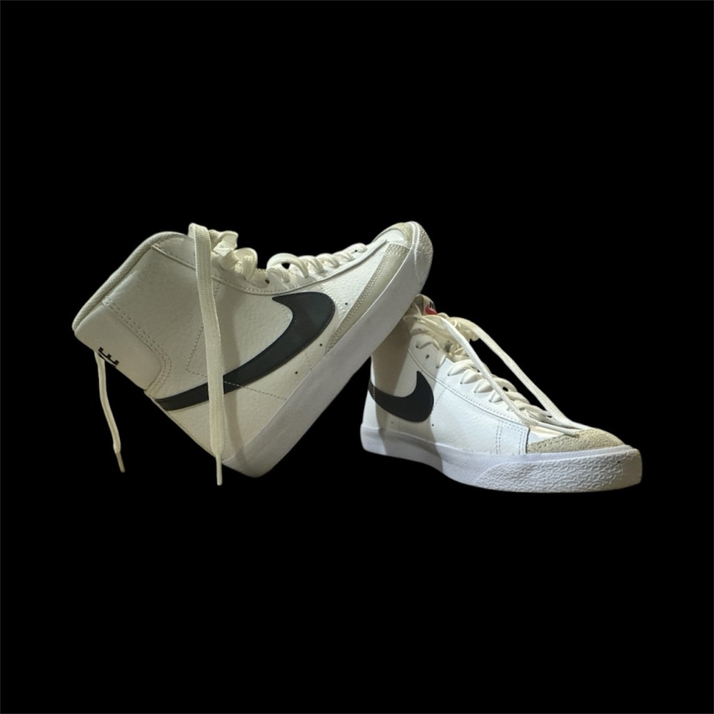 Nike Women's White and Black High-Top Sneakers